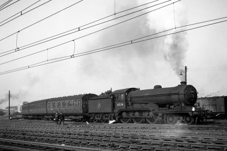 BR(E) B12 class 61574 at Stratford, Greater London with a down service on Friday 29 Aug 1952 - J.H.W. Kent [090564]