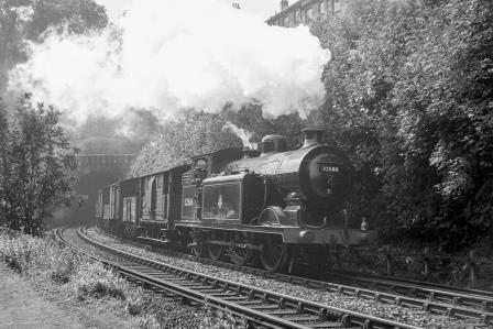 BR(S) E5X class 32586 at Cliftonville Spur, Preston Park, East Sussex with an up Goods service on Friday 05 Sep 1952 - J.H.W. Kent [090594]