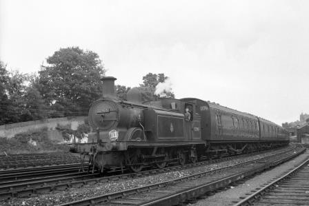 BR(S) D3 class 32365 passing Preston Park Pullman Car Works, East Sussex with a down Empty Stock service in Sep 1952 - J.H.W. Kent [090597]