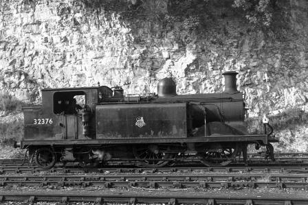 BR(S) D3 class 32376 at Preston Park Pullman Car Works, East Sussex in Sep 1952 - J.H.W. Kent [090599]