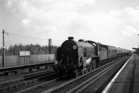 BR(S) King Arthur class 30753 'Melisande' at Berrylands Station, Greater London with the 11.05am Waterloo - Bournemouth West service on Saturday 13 Sep 1952 - J.H.W. Kent [090605]