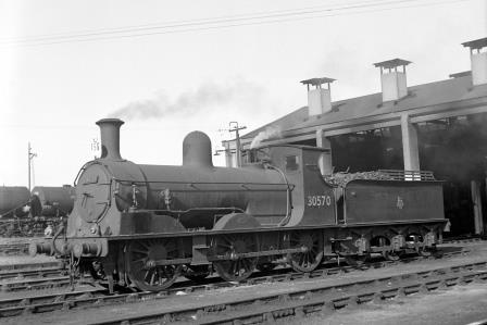 BR(S) 0395 class 30570 at Feltham Shed, Greater London on Saturday 20 Sep 1952 - J.H.W. Kent [090618]