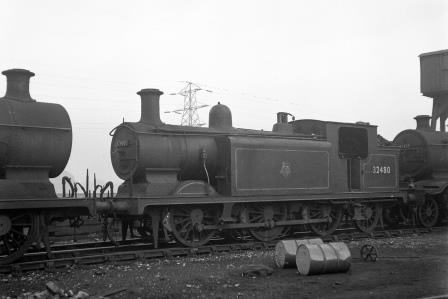 BR(S) E4 class 32480 at Three Bridges Shed, West Sussex on Saturday 04 Oct 1952 - J.H.W. Kent [090633]