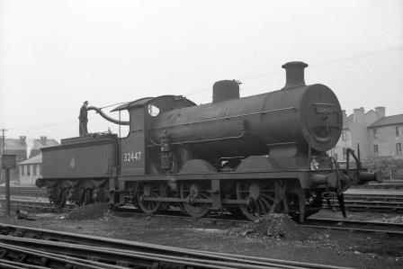 BR(S) C2X class 32447 at Norwood Junction Shed, Greater London on Saturday 04 Oct 1952 - J.H.W. Kent [090640]