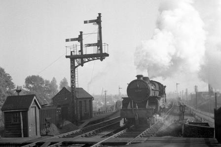 BR(M) 5F class 42759 at South Tottenham, Greater London on Saturday 11 Oct 1952 - J.H.W. Kent [090654]