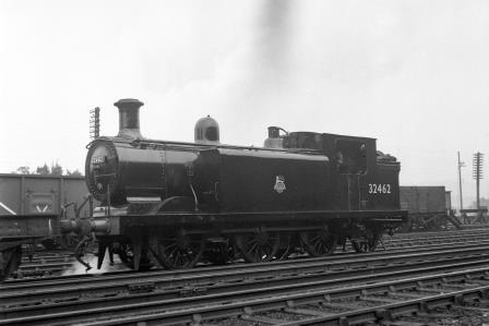 BR(S) E3 class 32462 passing Preston Park Pullman Car Works, East Sussex with a down Goods service in Oct 1952 - J.H.W. Kent [090666]