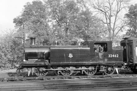 BR(S) E3 class 32462 at Preston Park Pullman Car Works, East Sussex in Oct 1952 - J.H.W. Kent [090669]