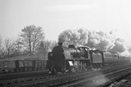 BR(S) U1 class 31901 passing Preston Park Pullman Car Works, East Sussex with an up Passenger service in Nov 1952 - J.H.W. Kent [090702]