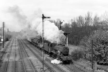 BR(M) 8F class 48264 near Radlett, Hertfordshire with an up Goods service on Saturday 02 May 1953 - J.H.W. Kent [090754]