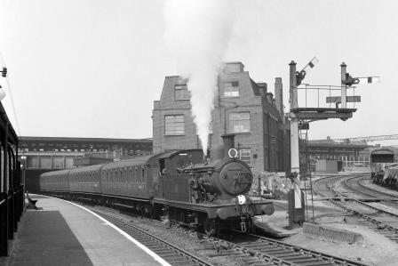 BR(E) F5 class 67211 at Stratford Low Level, Greater London with a Palace Gates - North Woolwich service on Saturday 09 May 1953 - J.H.W. Kent [090781]