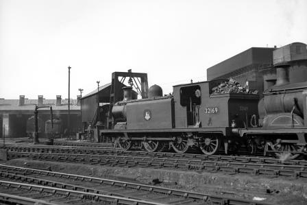 BR(S) E3 class 32169 at Brighton Shed, East Sussex on Saturday 21 Apr 1951 - J.H.W. Kent [091260]