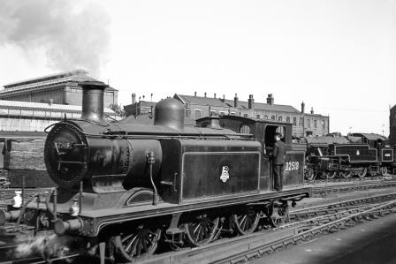 BR(S) E4 class 32518 at Brighton Shed, East Sussex on Sunday 22 Apr 1951 - J.H.W. Kent [091268]
