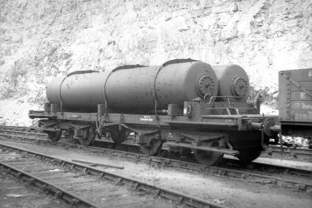 Gas Cylinder Wagon DS2114 at Preston Park Pullman Car Works, East Sussex on Tuesday 01 May 1951 - J.H.W. Kent [091304]