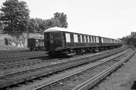 Pullman Class 5-BEL 3052 passing Preston Park Pullman Car Works, East Sussex with an up Brighton Belle service on Wednesday 30 May 1951 - J.H.W. Kent [091372]