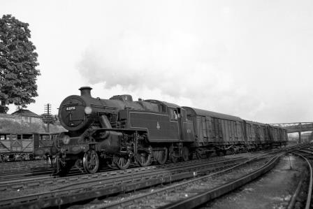 BR(S) 4P class 42091 passing Preston Park Pullman Car Works, East Sussex with an up Vans service on Wednesday 06 Jun 1951 - J.H.W. Kent [091393]