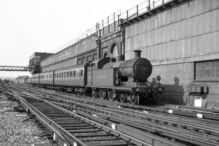 BR(S) I1X class 2002 at Brighton, East Sussex on Saturday 30 Jun 1951 - J.H.W. Kent [091440]