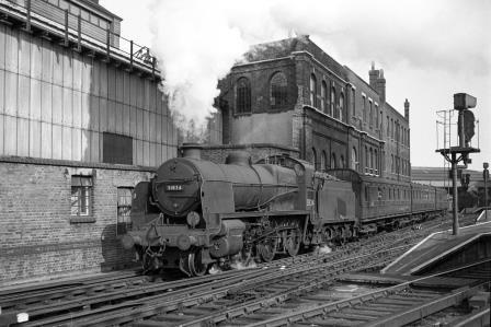 BR(S) N class 31834 at Brighton Station, East Sussex with a Brighton - Tonbridge service on Saturday 30 Jun 1951 - J.H.W. Kent [091442]