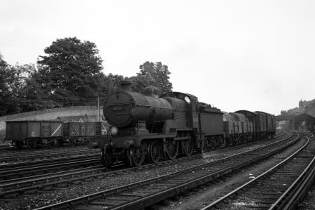 BR(S) D1 class 31470 passing Preston Park Pullman Car Works, East Sussex with an up goods service on Wednesday 18 Jul 1951 - J.H.W. Kent [091501]
