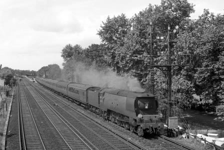 BR(S) Battle of Britain class 34070 'Manston' at Shortlands, Greater London with a Victoria - Dover Marine Boat Train on Saturday 02 Aug 1958 - J.H.W. Kent [092039]