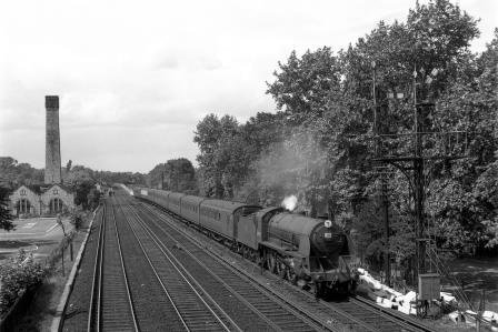 BR(S) King Arthur class 30797 'Sir Blamor de Ganis' at Shortlands, Greater London with a Victoria - Ramsgate service on Saturday 02 Aug 1958 - J.H.W. Kent [092042]