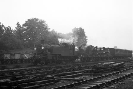 BR(M) 2MT class 41319 passing Preston Park Pullman Car Works, East Sussex with a Breakdown train on way to derailment at Hassocks on Friday 08 Aug 1958 - J.H.W. Kent [092055]