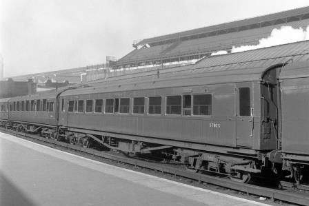 BR(S) S780s at Victoria, Greater London on Saturday 30 Aug 1958 - J.H.W. Kent [092065]