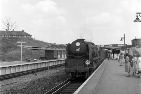 BR(S) West Country class 34017 'Ilfracombe' at St Mary Cray Station, Greater London with the 11.34am Ramsgate - Victoria service on Saturday 30 Aug 1958 - J.H.W. Kent [092078]