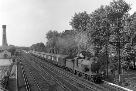 BR(S) L class 31766 at Shortlands, Greater London with the 3.06pm Victoria - Ramsgate "Kentish Belle" on Saturday 30 Aug 1958 - J.H.W. Kent [092085]