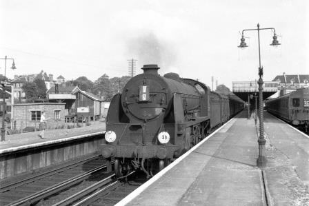 BR(S) King Arthur class 30795 'Sir Dinadan' at Beckenham Junction Station, Greater London with a Folkestone Harbour - Victoria Boat Train on Saturday 30 Aug 1958 - J.H.W. Kent [092090]