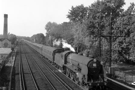 BR(S) King Arthur class 30793 'Sir Ontzlake' at Shortlands, Greater London with a Victoria - Ramsgate service on Saturday 13 Sep 1958 - J.H.W. Kent [092117]