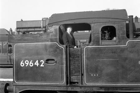 BR(E) N7 class 69642 at Chingford, Greater London on Saturday 28 Feb 1959 - J.H.W. Kent [092248]