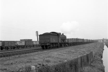 BR(E) J20 class 64694 approaching Angel Road, Greater London with an up Coal Wagons service on Saturday 14 Mar 1959 - J.H.W. Kent [092278]