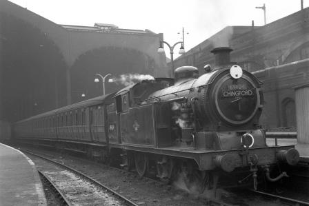 BR(E) N7 class 69604 at Liverpool Street, Greater London with a Chingford departure on Saturday 14 Mar 1959 - J.H.W. Kent [092290]