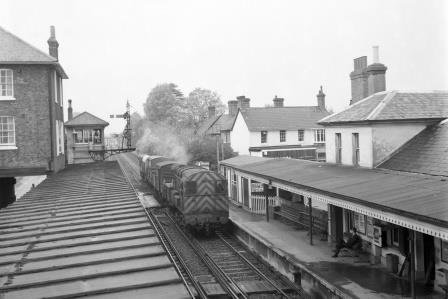 BR Class 9 D3668 at Crawley Station, West Sussex with an Eastbound Goods in Summer 1967 - J.H.W. Kent [093543]