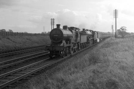BR(M) 2P class 40485 & BR(M) Jubilee class 45620 'North Borneo' near Radlett, Hertfordshire with a Northbound service on Saturday 30 Oct 1954 - J.H.W. Kent [094794]