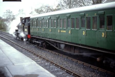 Bluebell Railway 0415 class at Sheffield Park, East Sussex on Sunday 14 Nov 1982 - R.C. Riley [105523]