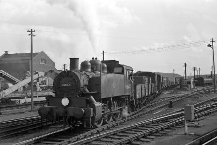 BR(S) USA class 30064 at Eastleigh Yard, Hampshire on Wednesday 29 Mar 1967 - J. Scrace [140050]
