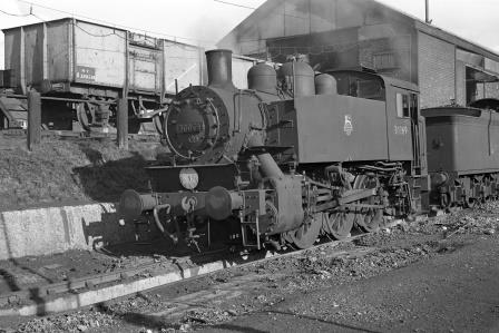 BR(S) USA class 30069 at Eastleigh Shed, Hampshire on Tuesday 27 Aug 1963 - J. Scrace [140054]