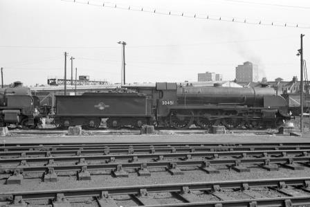 BR(S) King Arthur class 30451 'Sir Lamorak' at Nine Elms Shed, Greater London on Tuesday 29 Aug 1961 - J. Scrace [140117]