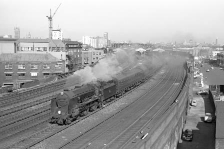 BR(S) Schools class 30910 'Merchant Taylors' at Vauxhall Station, Greater London with the 12.54pm Waterloo - Basingstoke service on Wednesday 11 Oct 1961 - J. Scrace [140326]