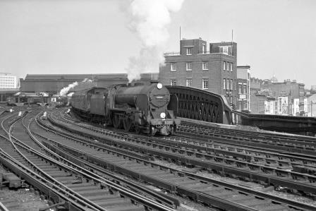 BR(S) Schools class 30913 'Christ's Hospital' at Waterloo Station, Greater London with the 12.54pm Waterloo - Basingstoke service on Tuesday 13 Sep 1960 - J. Scrace [140339]