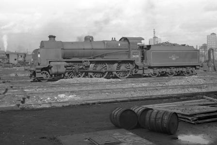 BR(S) U class 31628 at Nine Elms Shed, Greater London on Saturday 24 Aug 1963 - J. Scrace [140557]