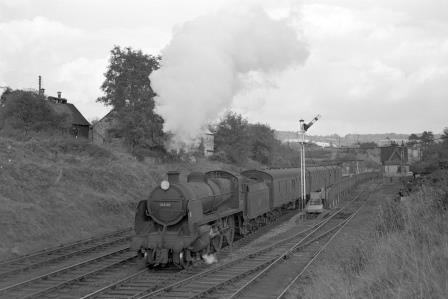 BR(S) U class 31639 at Betchworth Station, Surrey with the 1.35pm Redhill - Reading South service on Saturday 17 Oct 1964 - J. Scrace [140560]