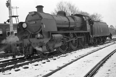 BR(S) U class 31639 at Bordon, Hampshire with the "LCGB S15 Commemorative" Rail Tour on Sunday 16 Jan 1966 - J. Scrace [140571]