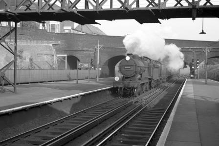BR(S) D1 class 31739 at St Johns Station, Greater London with the 7.24am to Dover & Ramsgate on Saturday 03 Jun 1961 - J. Scrace [140599]