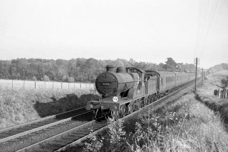 BR(S) L class 31766 near Tonbridge, Kent with the 12.42pm Ashford - Tonbridge service on Wednesday 29 Oct 1958 - J. Scrace [140608]