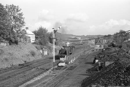 BR(S) U class 31799 at Betchworth Station, Surrey with the 12.32pm Redhill - Reading South service on Saturday 17 Oct 1964 - J. Scrace [140627]