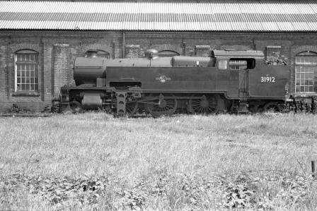 BR(S) W class 31912 at Eastleigh Shed, Hampshire on Friday 17 Aug 1962 - J. Scrace [140721]