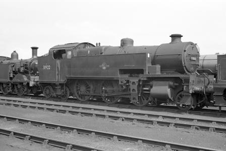 BR(S) W class 31922 at Eastleigh Shed, Hampshire on Friday 17 Aug 1962 - J. Scrace [140728]