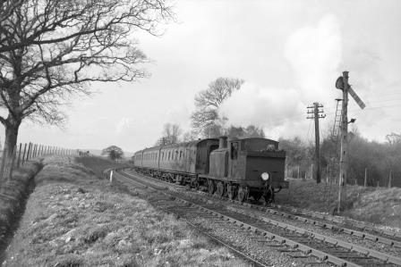 BR(S) E4 class 32512 at Itchingfield Junction, West Sussex with the 5.19pm Horsham - Brighton service on Thursday 14 Apr 1960 - J. Scrace [140790]